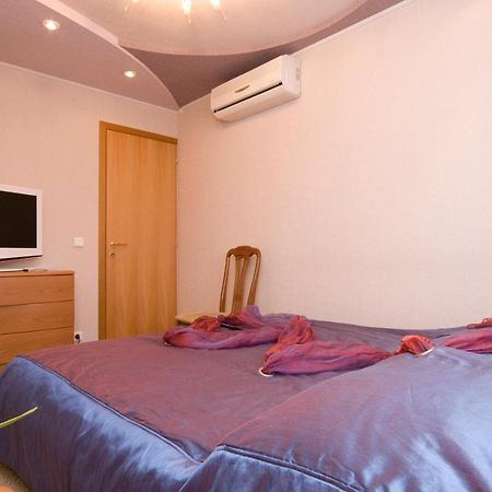 Druzhba hotel and restaurant Kharkiv Bagian luar foto