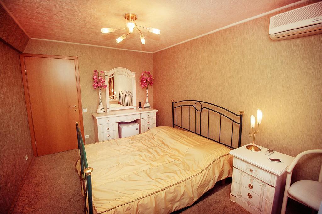 Druzhba hotel and restaurant Kharkiv Bagian luar foto